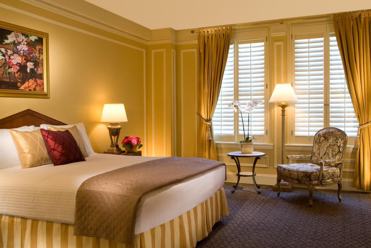 Image of the Biltmore Hotel Room