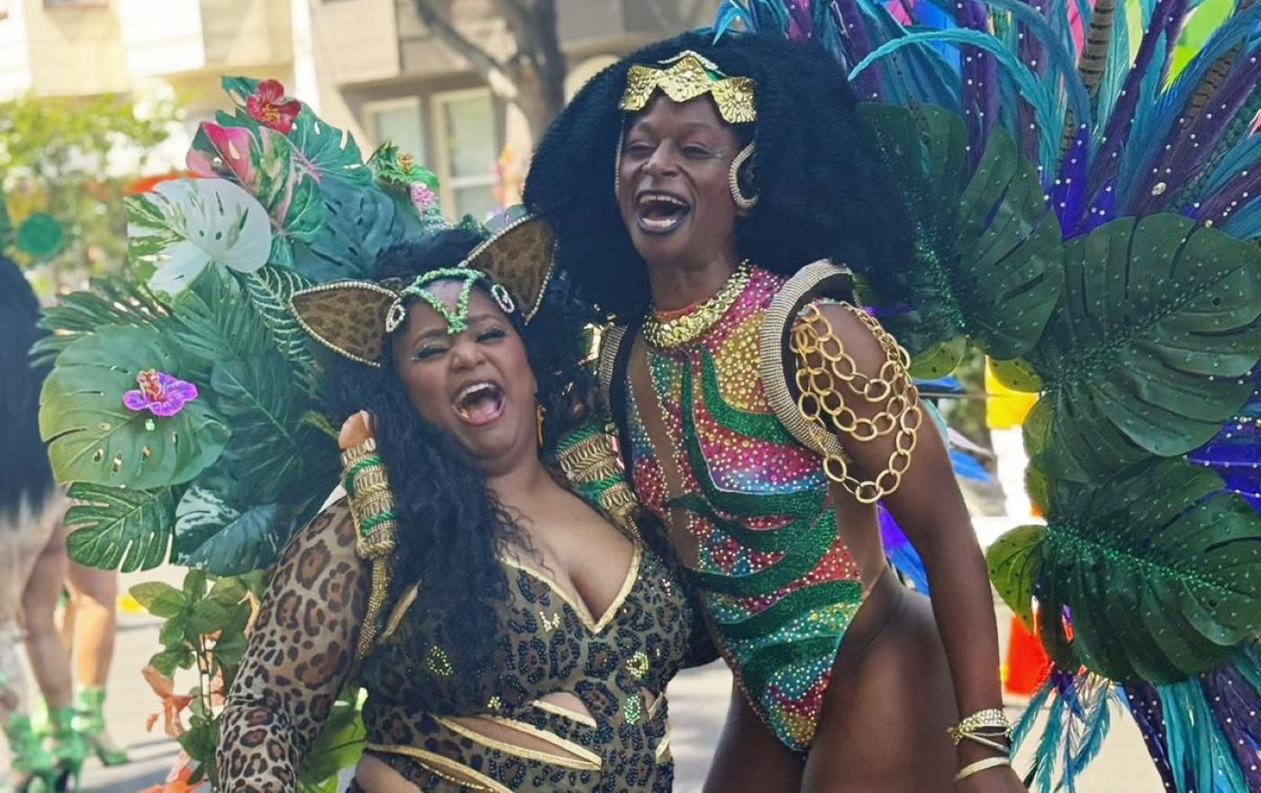 loco bloco carnival dancers laughing