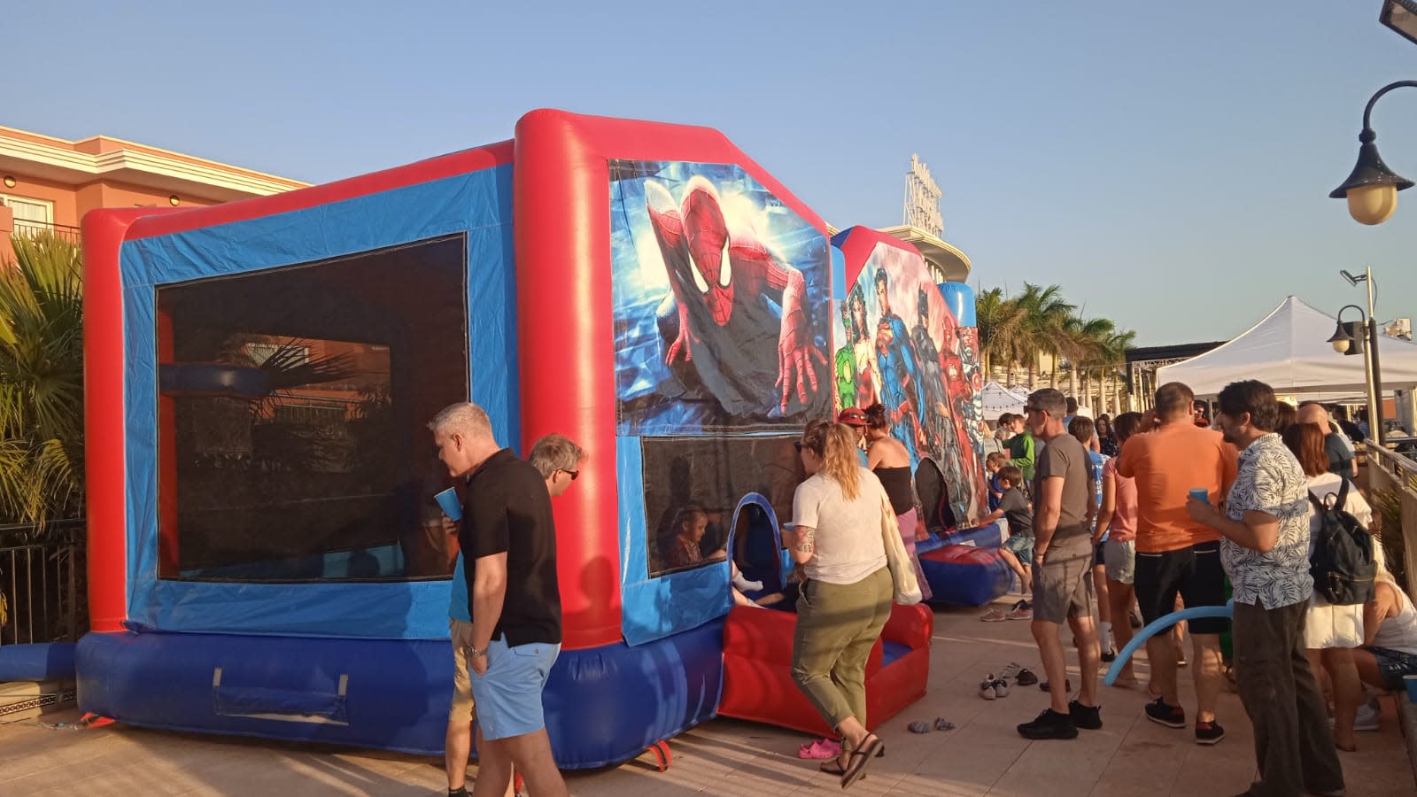 INFLATABLE GAMES AND BOUNCE HOUSE