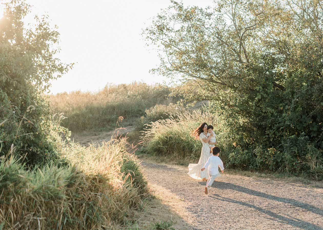 Vancouver Family photographed by Rebecca Sehn
