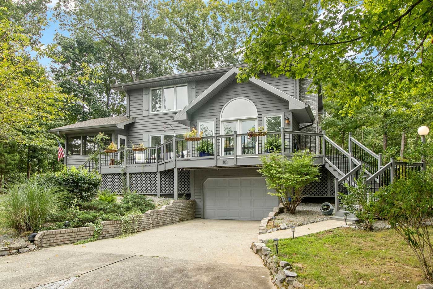 Home Exterior Photo