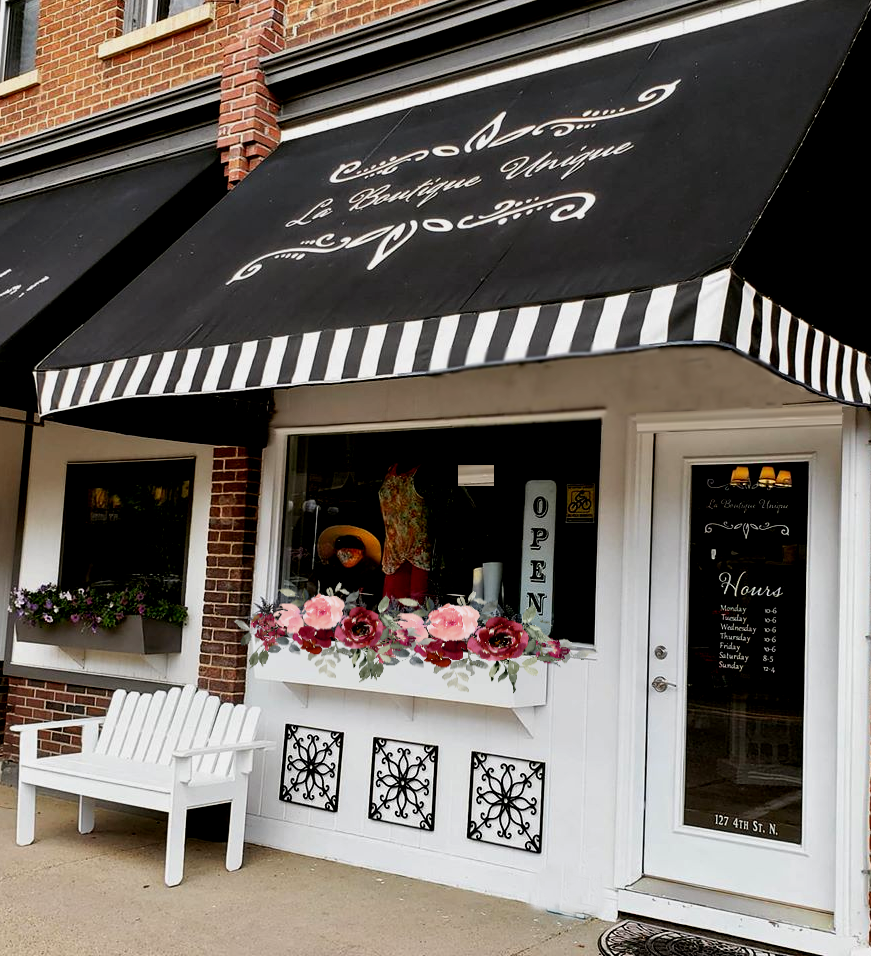 La Boutique Unique Store front
