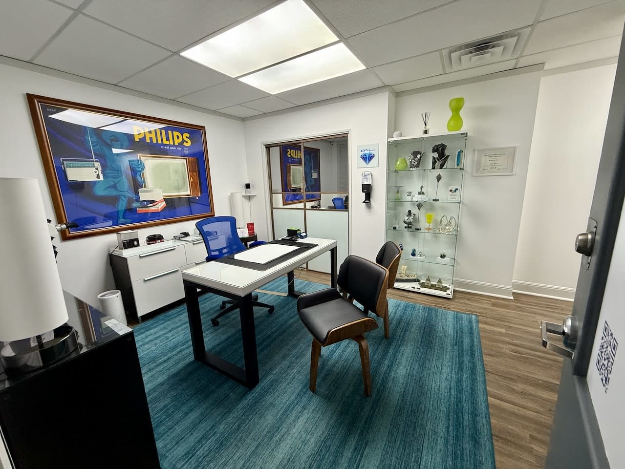 KP Gems boutique sales office.