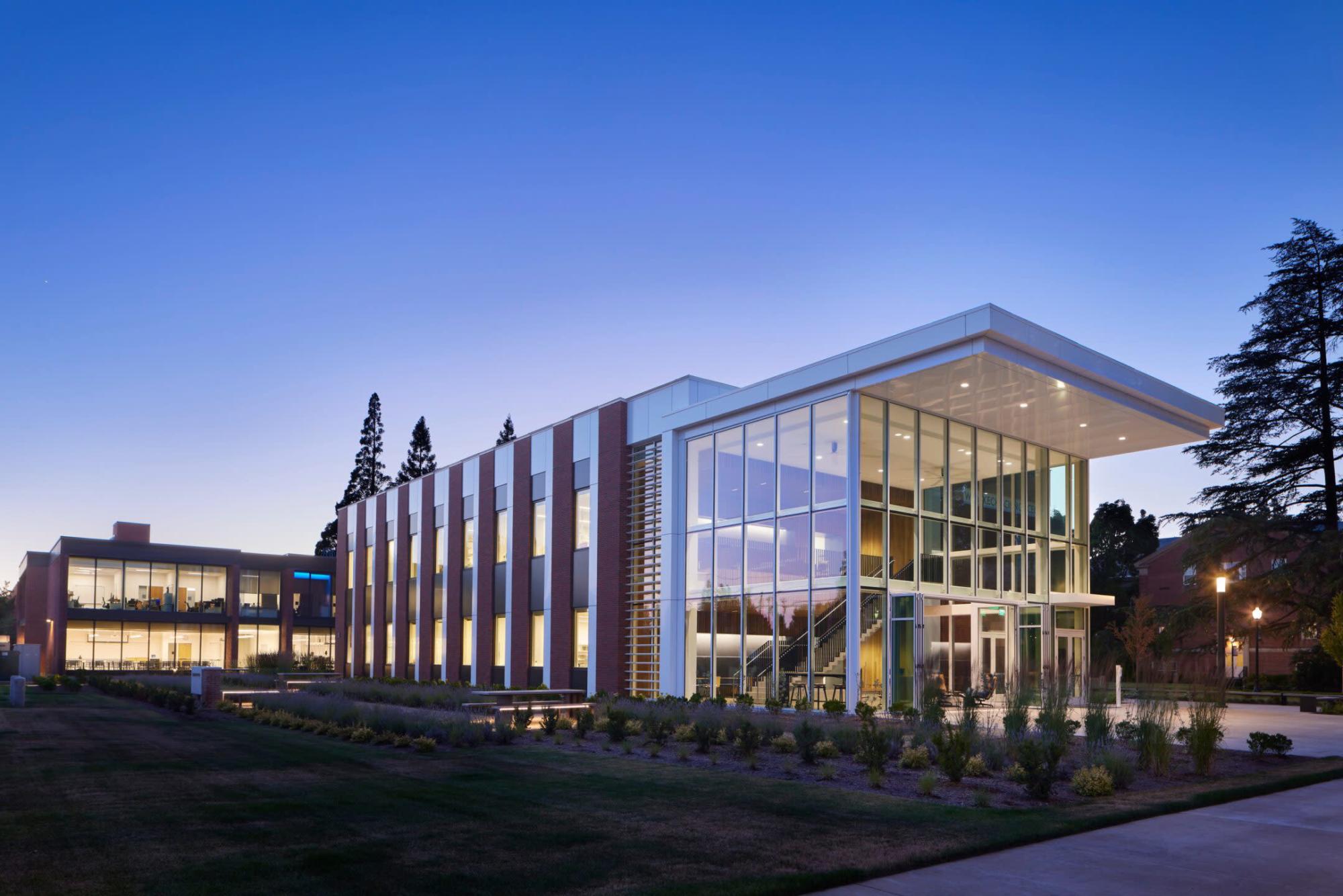 Startup Bootcamp Weekend at Linfield Keck Science Center