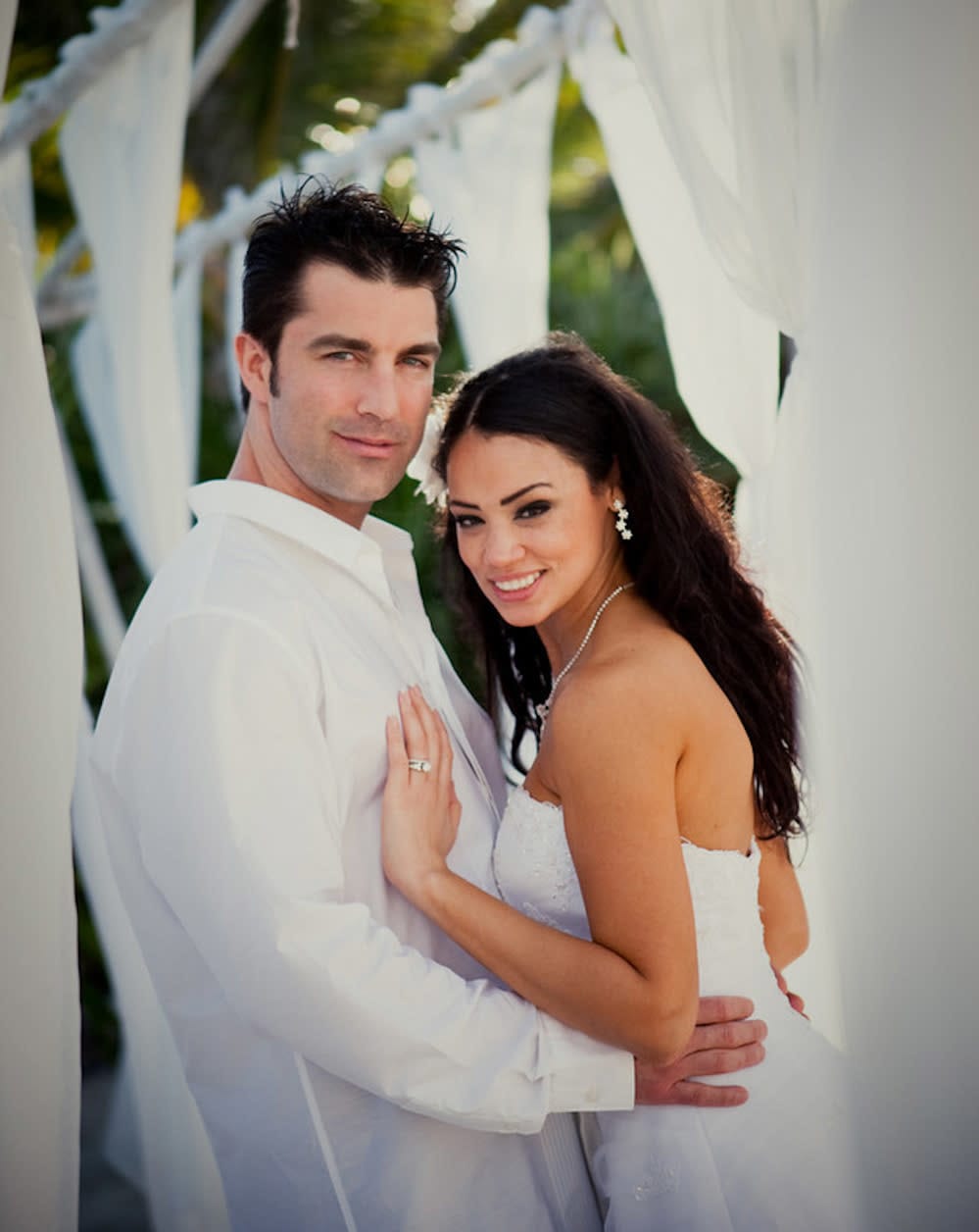 Photo of a couple during a couples photo session on Topsail Island