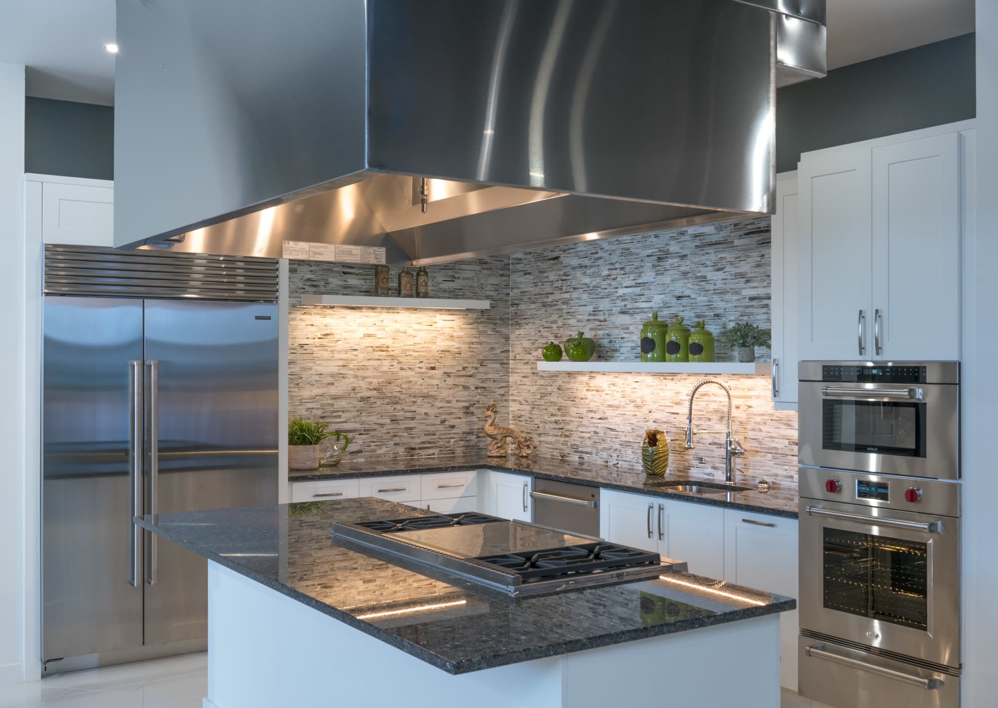 Ed Kellum & Son Luxury Appliances Sub-Zero Wolf Cove Kitchen