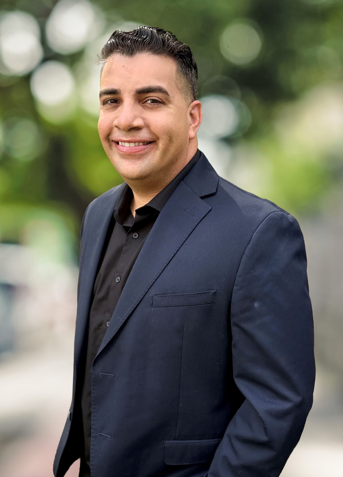 Daniel DeJesus, REALTOR® with Berkshire Hathaway HomeServices Northwest Real Estate