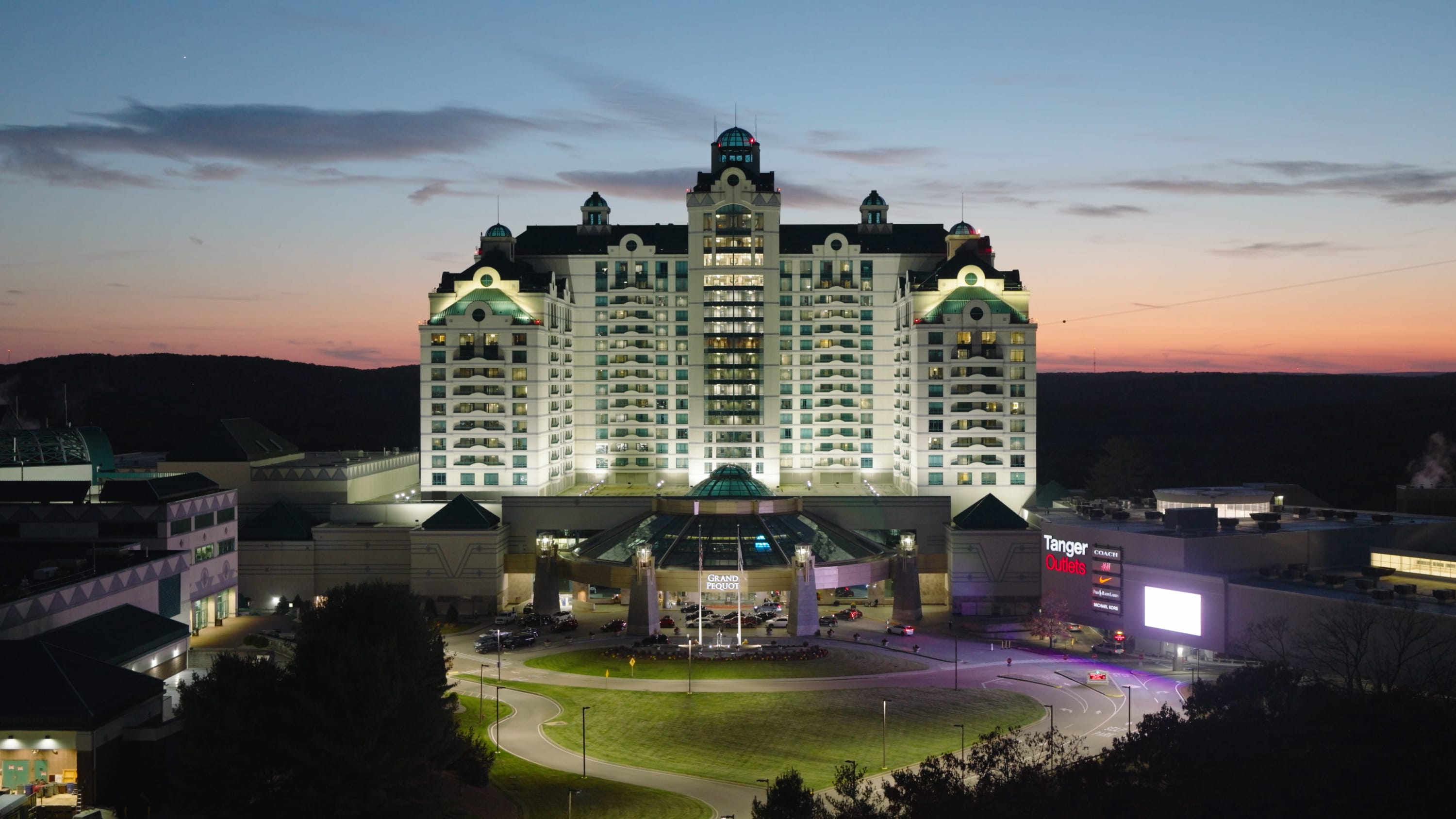Grand Pequot Tower at Foxwoods Resort Casino