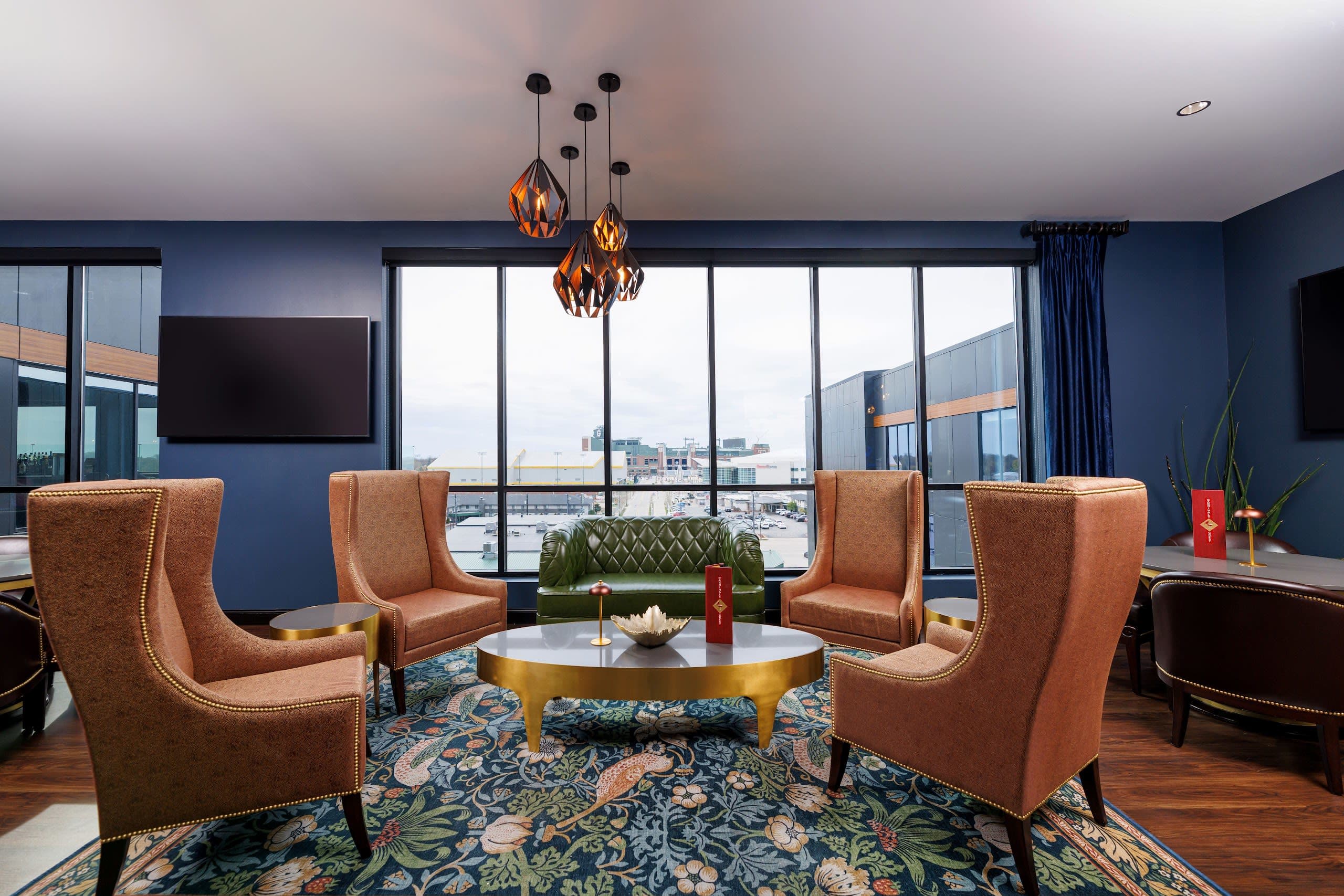 Legacy Hotel - Cardinal's Crest