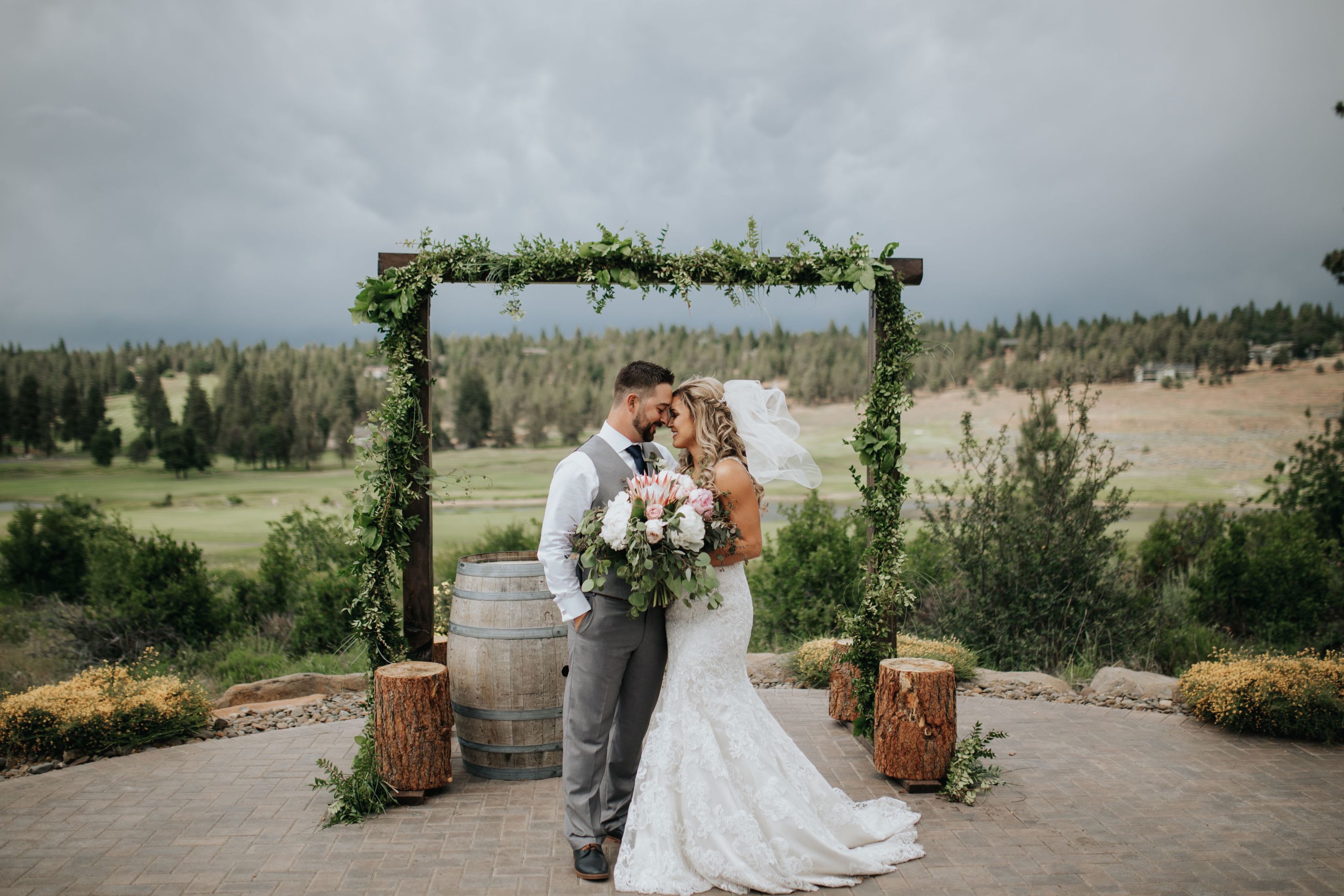 Outdoor wedding ceremony at Running Y Resort overlooking the golf course in Klamath Falls, Oregon