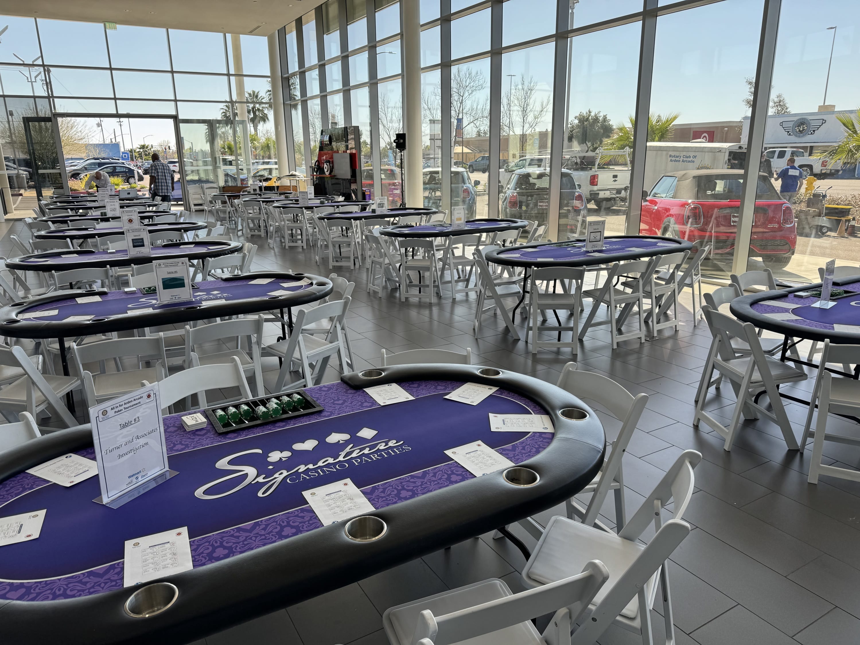 Large Poker Tournament