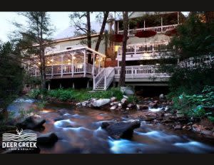 Deer Creek Bar & Grill restaurant with decks and outdoor seating on Deer Creek