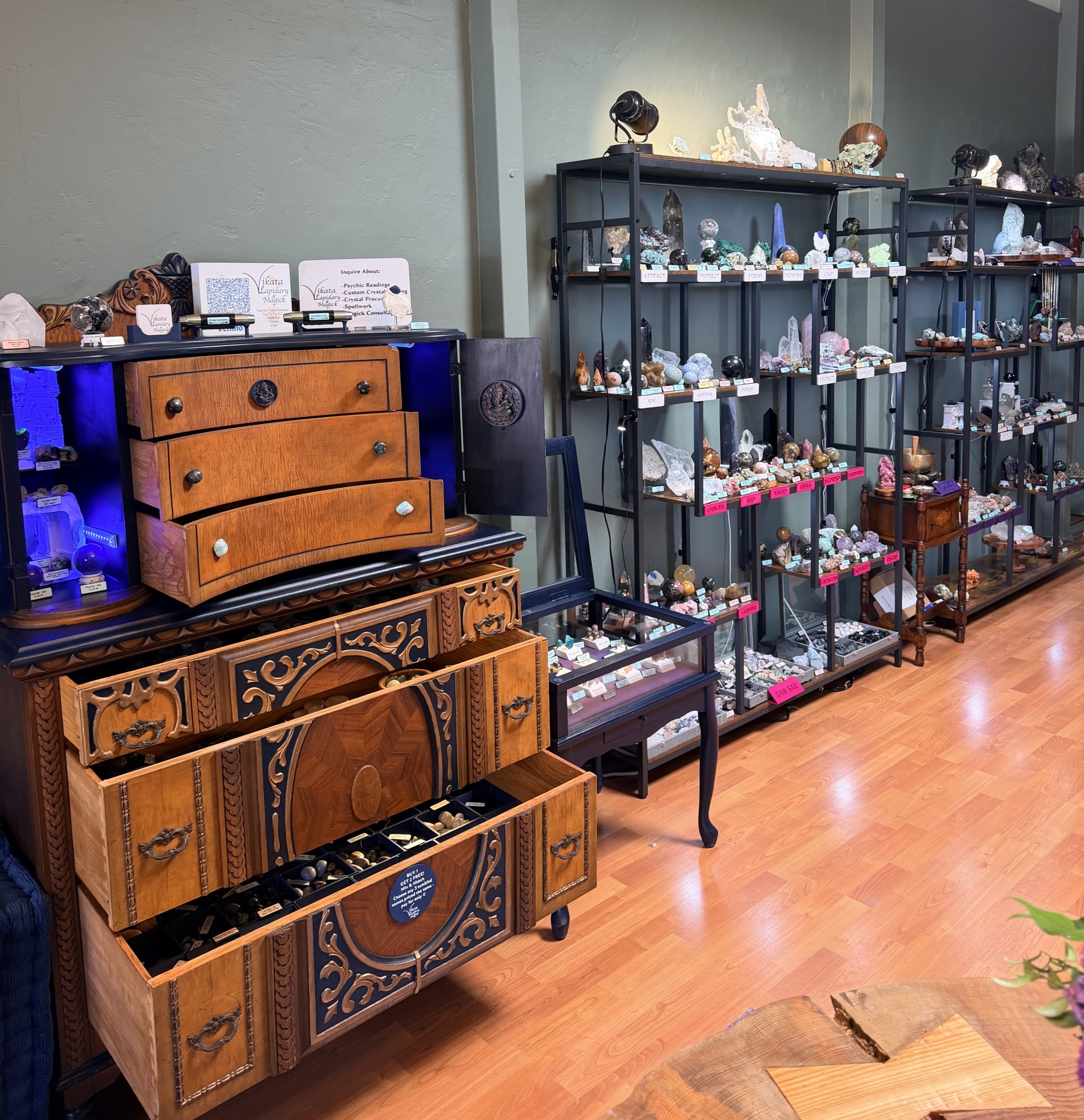 Vikata Lapidary and Magick Display