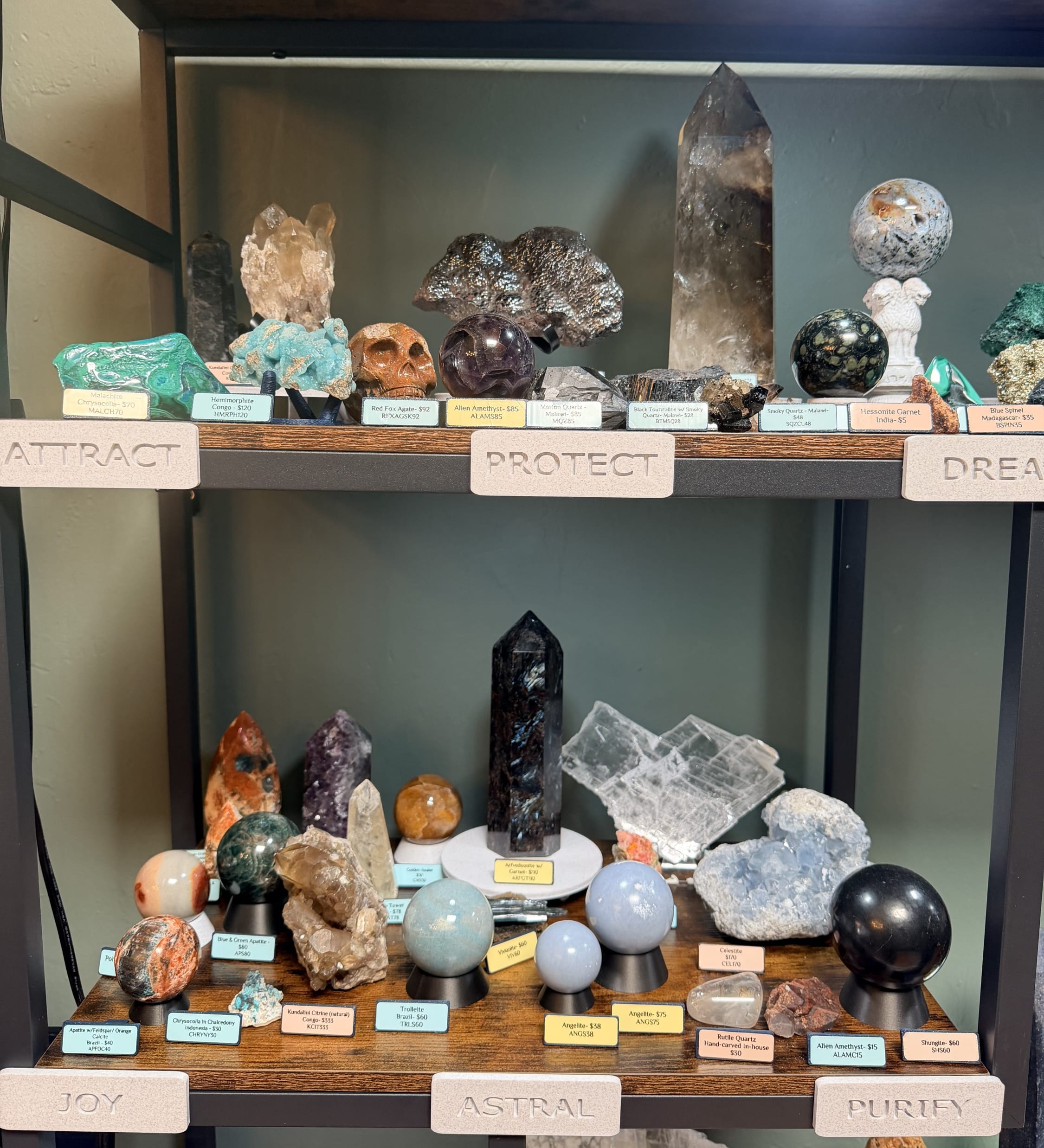 Vikata Lapidary and Magick crystals arranged by purpose and resonance