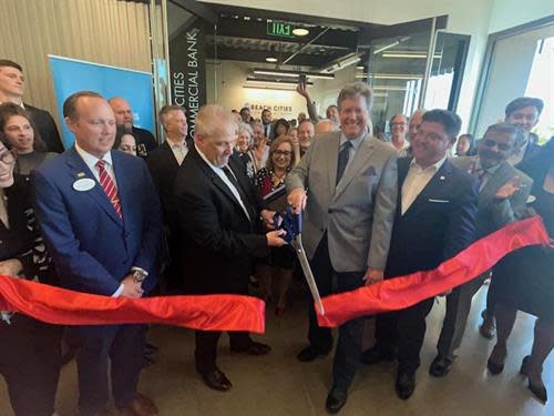 Beach Cities Commercial Bank Ribbon Cutting