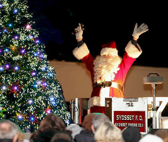 Santa at Holiday Lighting