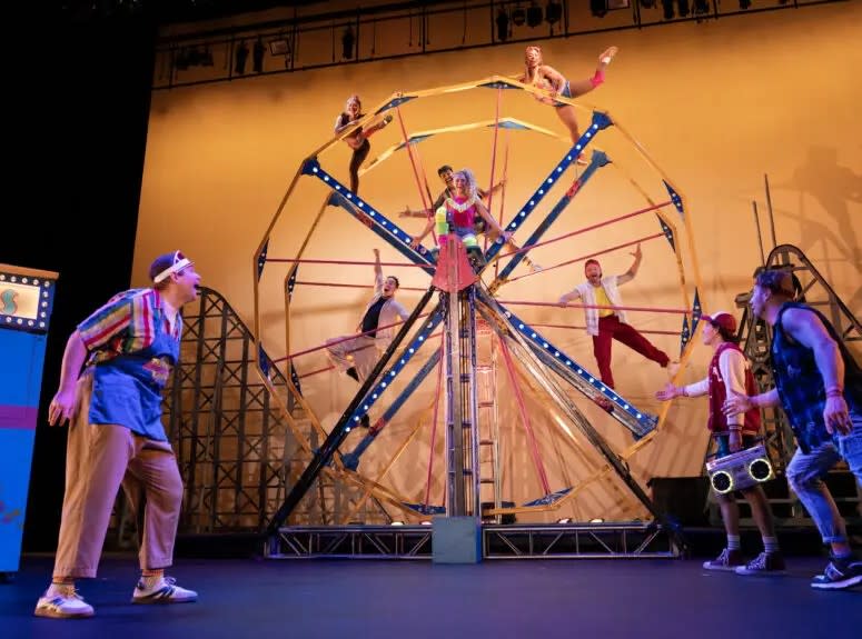 Cirque Mechanics’ Tilt!