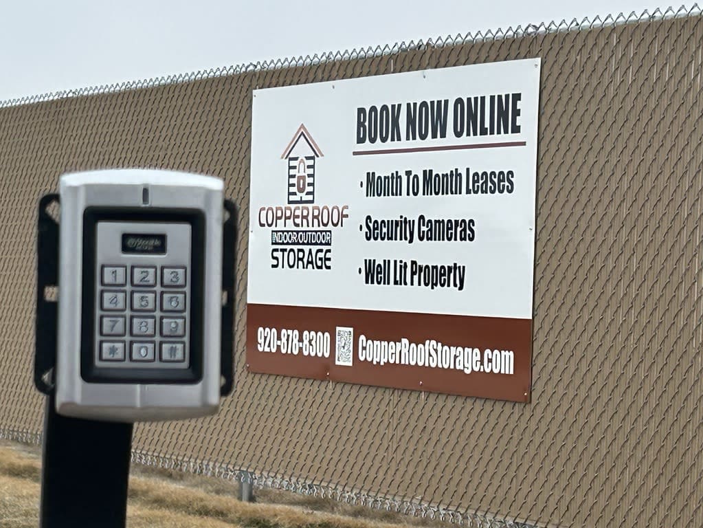 keypad entry to secure self storage in Neenah
