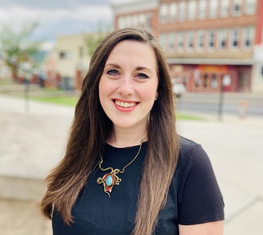 Bethany Fife Headshot