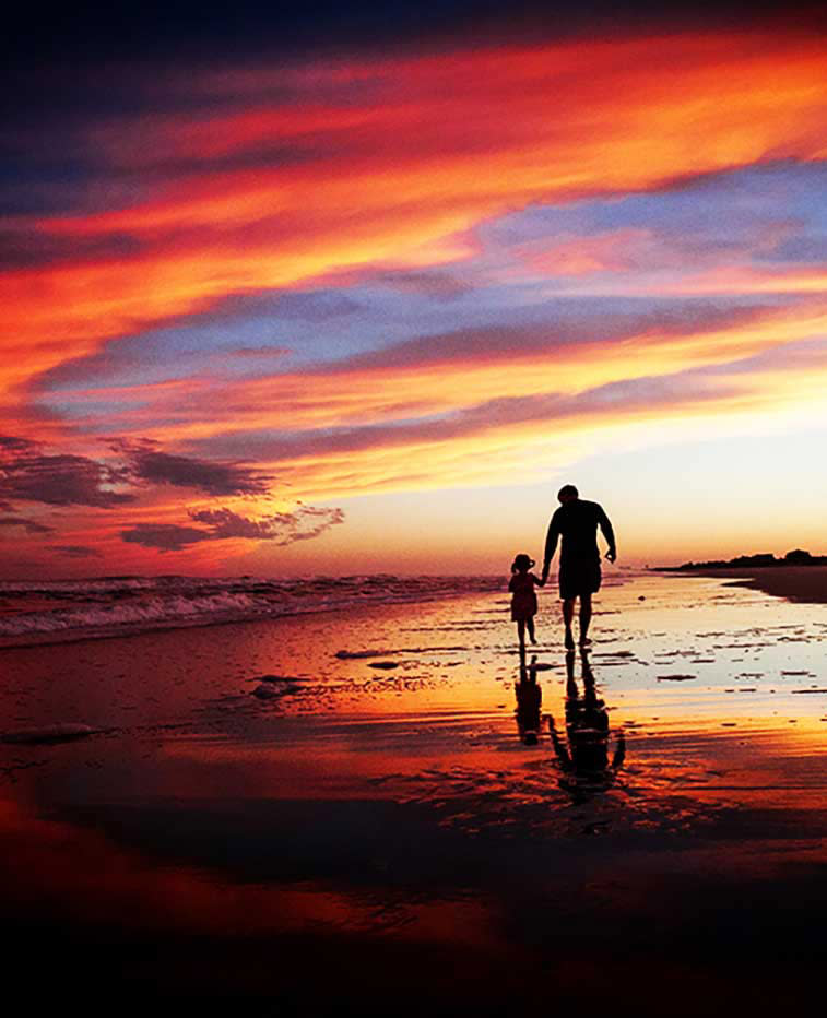 sunset family photo at Topsail island