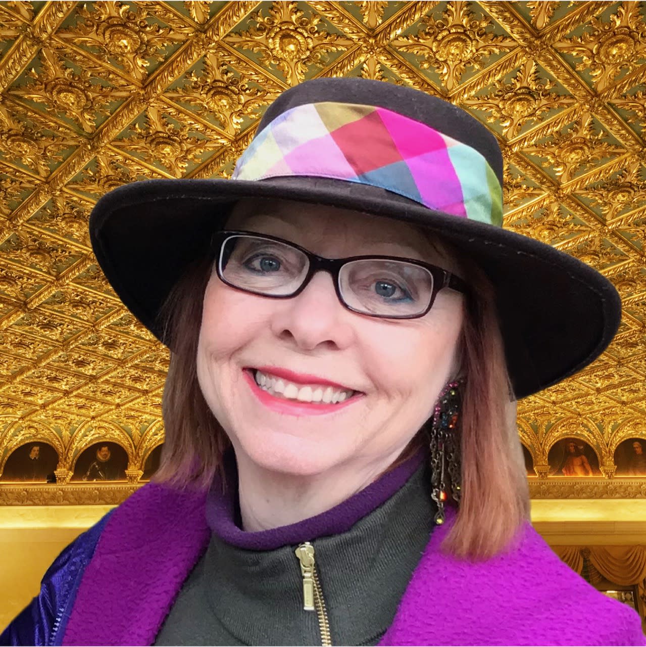 Verena "V" Aibel, DES