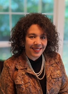 Displaying C. Washington Headshot.JPG