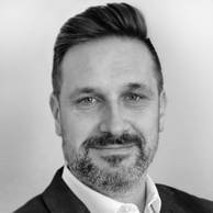 A person with a beard and mustache

AI-generated content may be incorrect.