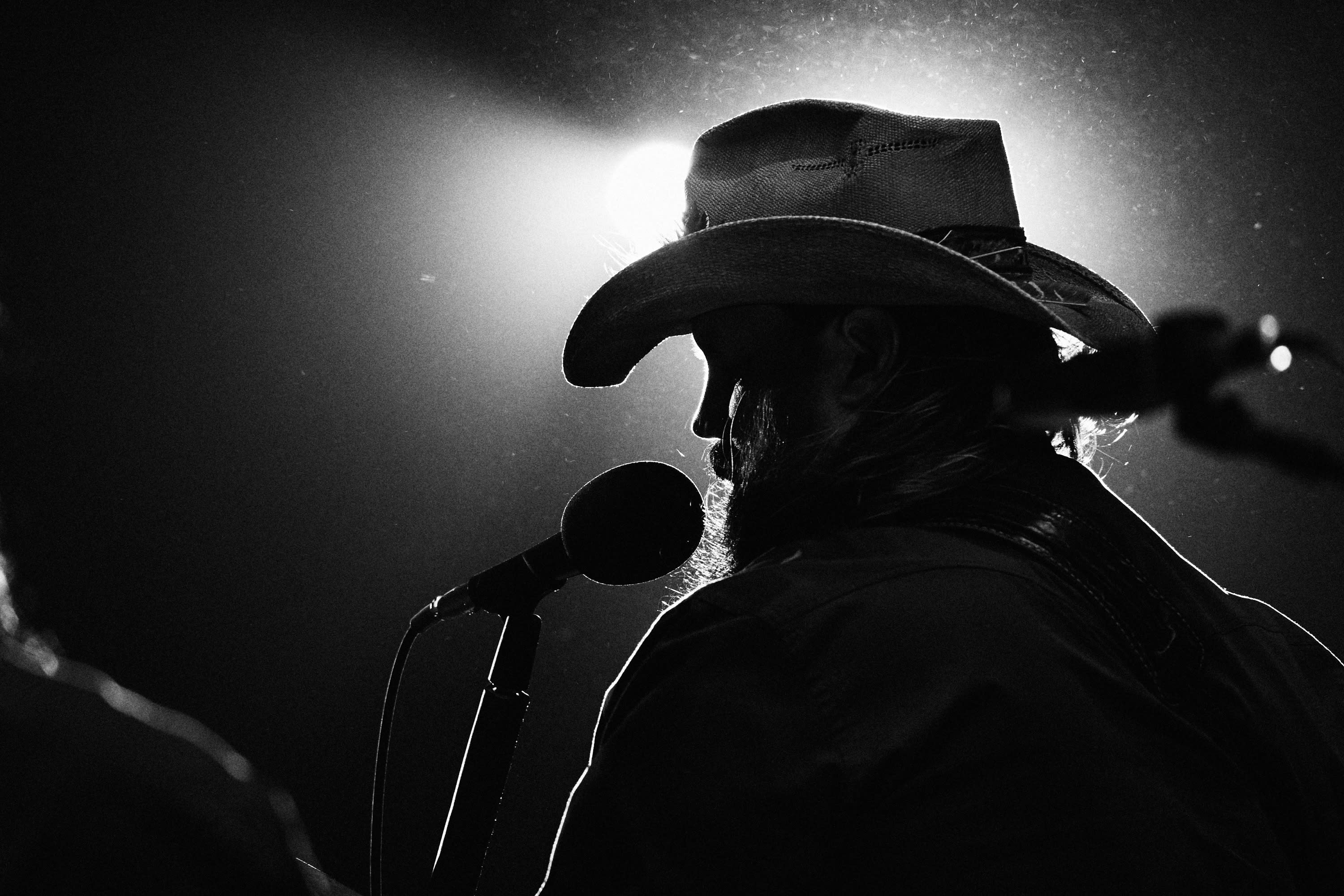 PR Photo__chris_stapleton6.jpg