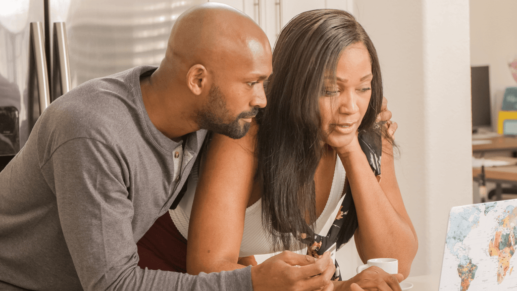 couple with laptop