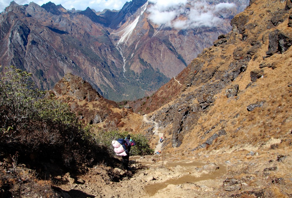 Aufstieg zum Selele Camp (4.220 m)