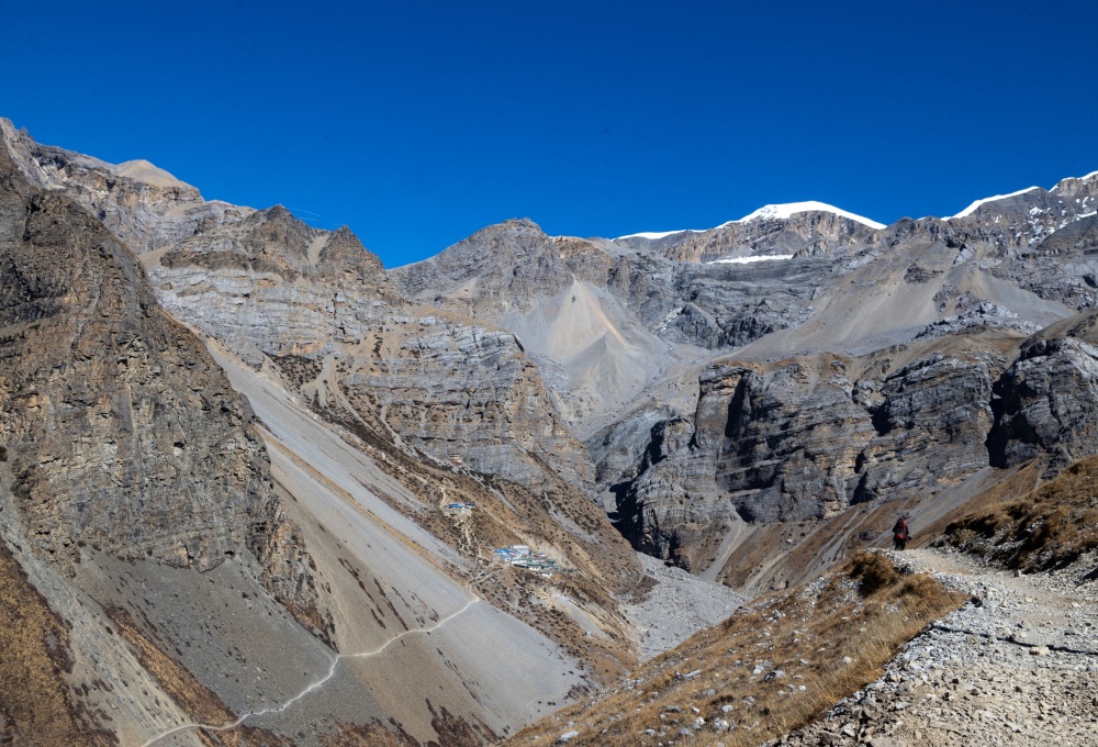 Wanderung bis zum Basecamp des Thorong La Pass - Thorong Pedi (4.525 m)