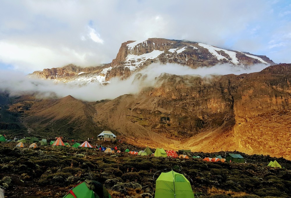 Am Lavatower vorbei zum Barranco Camp, 3.960 m