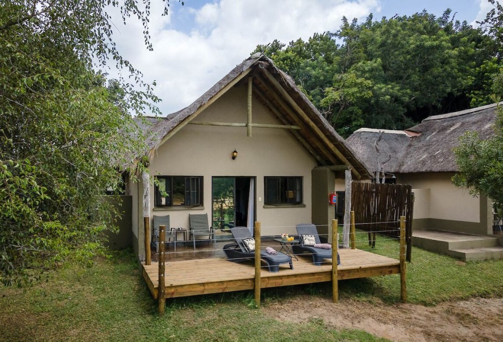 Umkumbe Safari Lodge Riverside