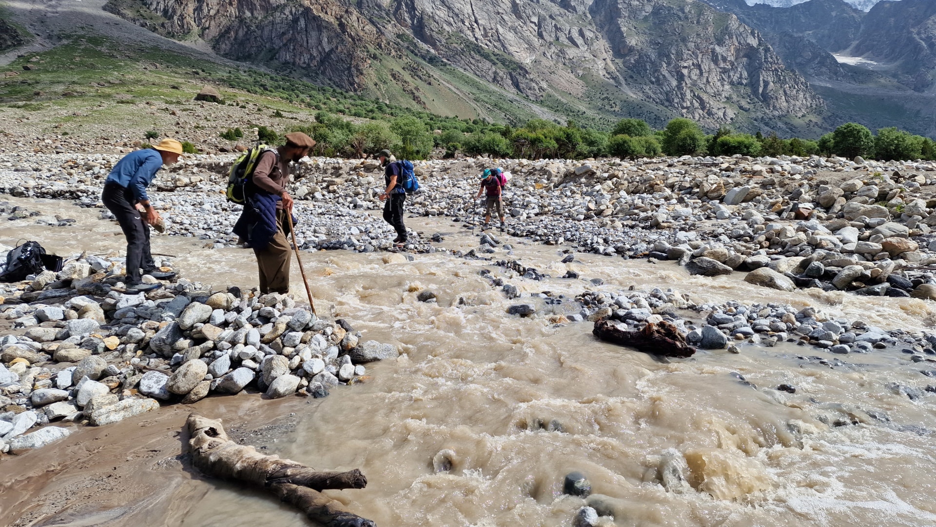 Nanga Parbat Umrundung mit Abstecher ins Hunza-Tal