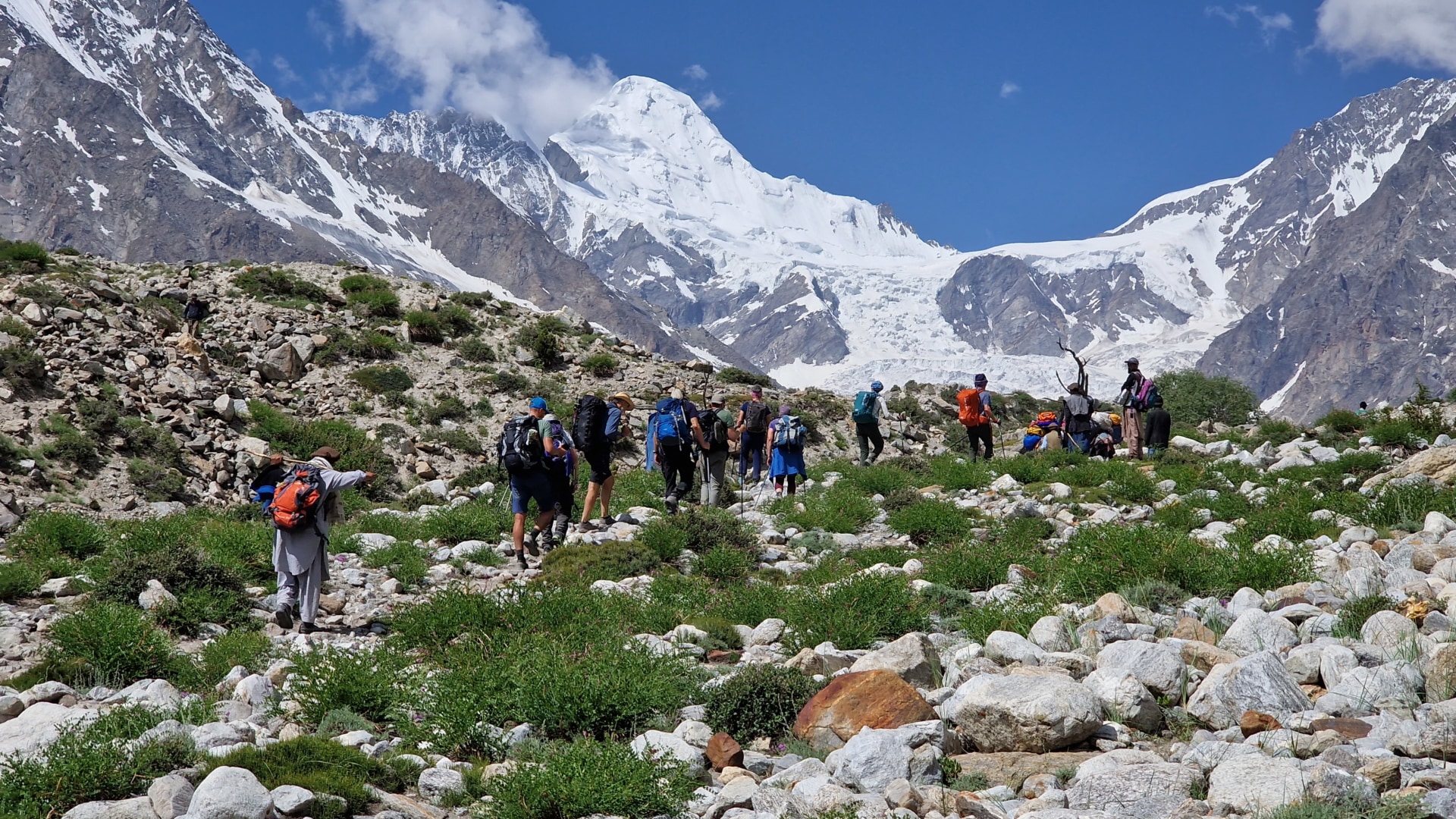 Nanga Parbat Umrundung mit Abstecher ins Hunza-Tal