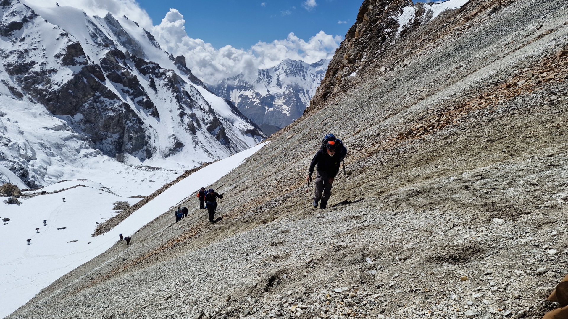 Nanga Parbat Umrundung mit Abstecher ins Hunza-Tal