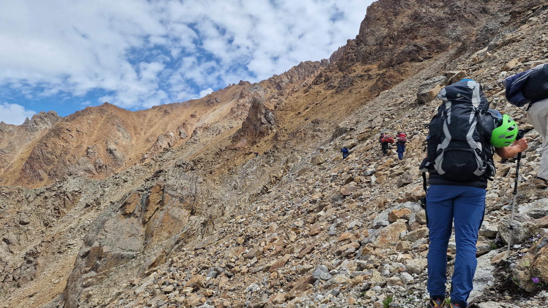 Nanga Parbat Umrundung mit Abstecher ins Hunza-Tal
