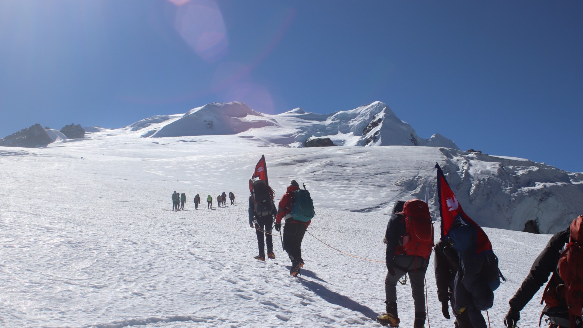MWR Exklusiv - Mera Peak Besteigung (6.461 m) mit Amphu Laptsa Pass