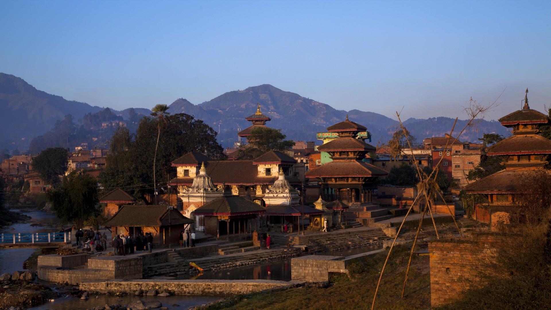 Kultur und Natur am Fuße des Himalayas