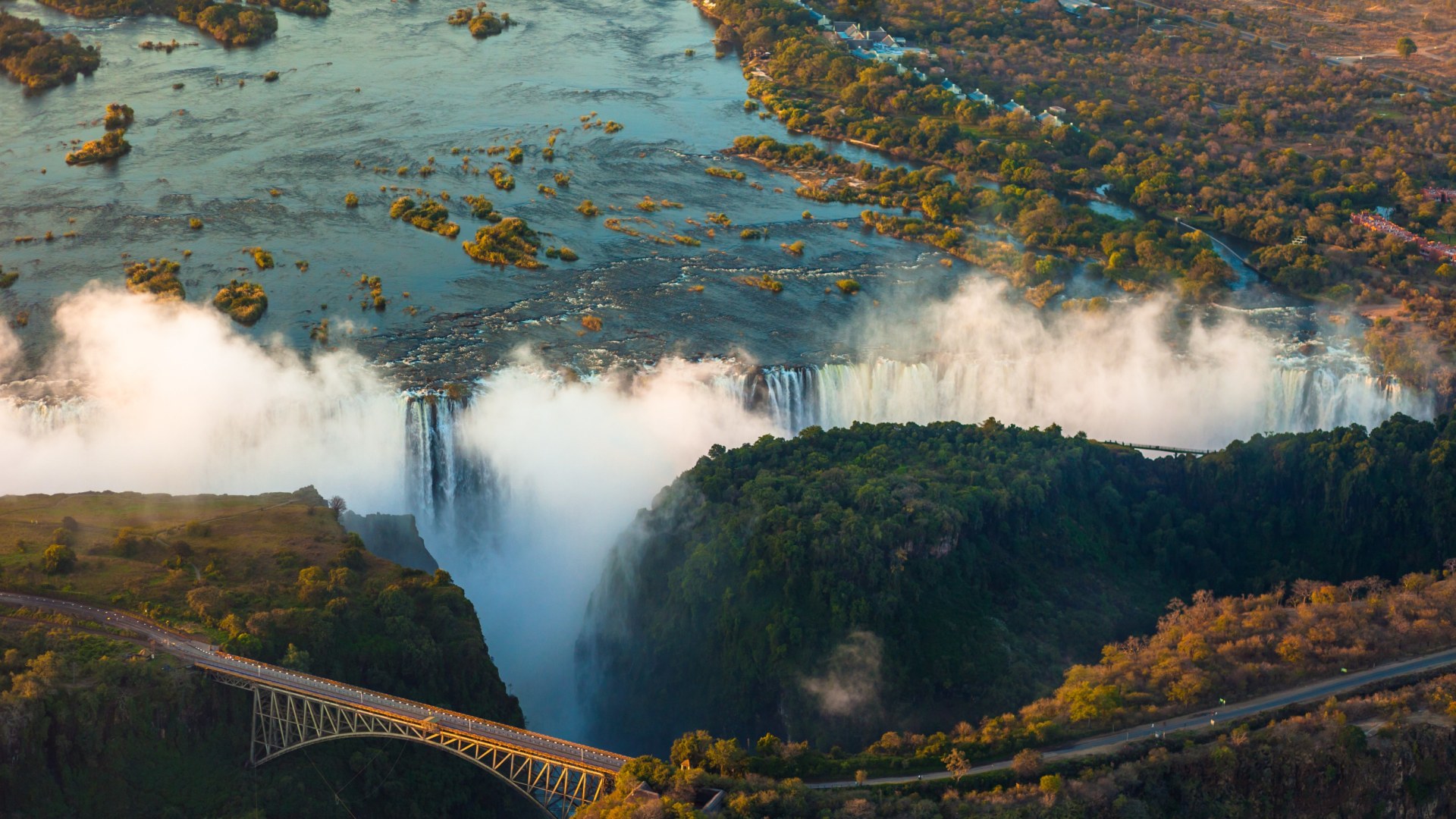 Botswanas Tierparadiese und Naturwunder entdecken