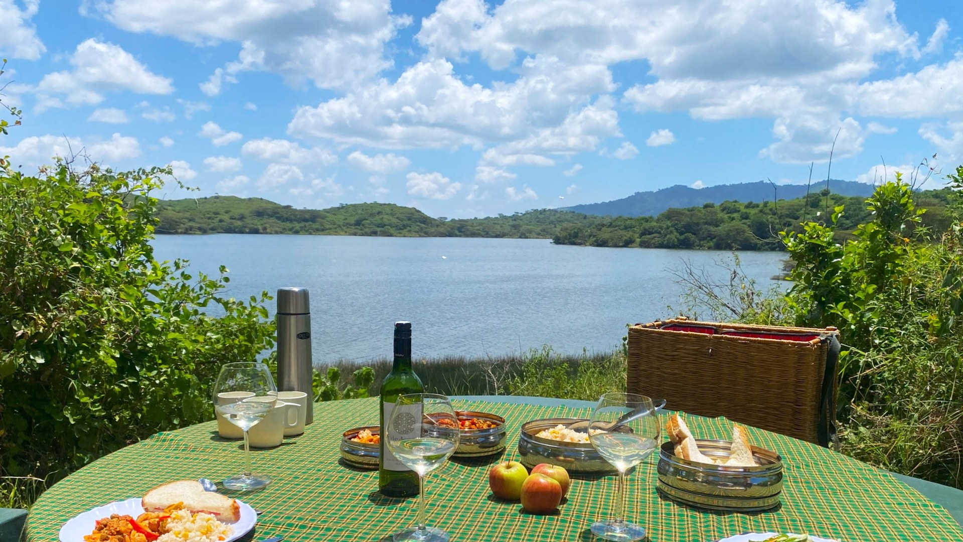 Tansanias schönste Nationalparks & Badeurlaub auf Sansibar