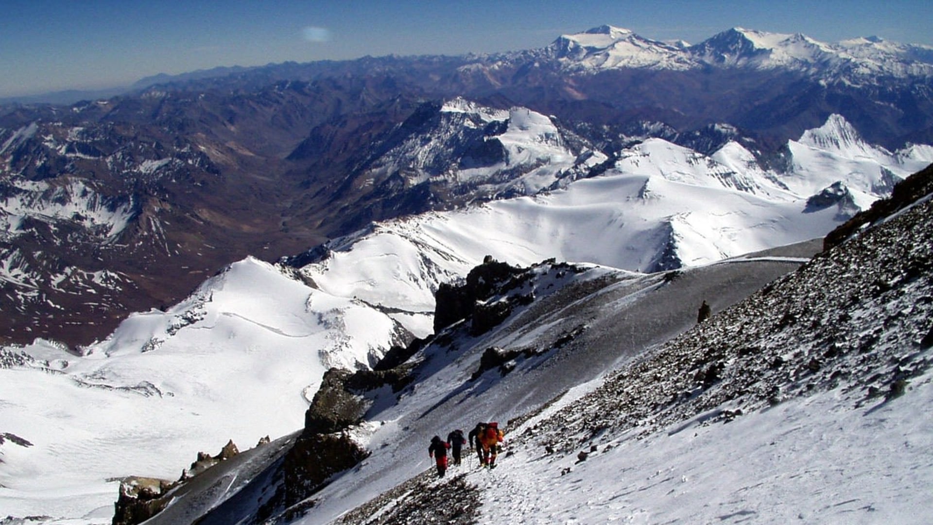 aconcagua-aufstieg-bergsteiger.jpg