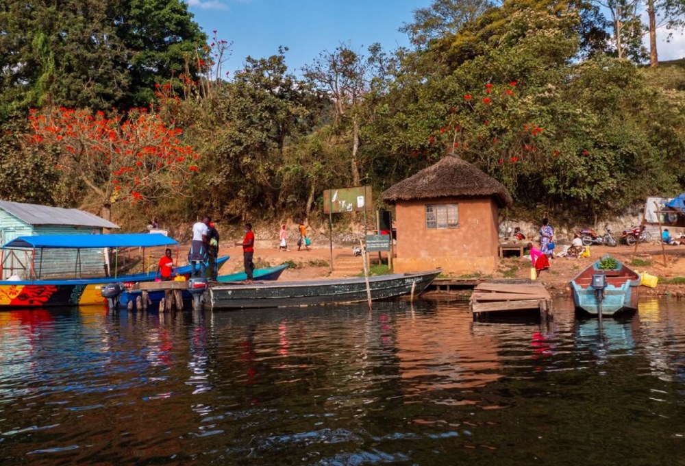 Birds Nest Lake Bunyonyi