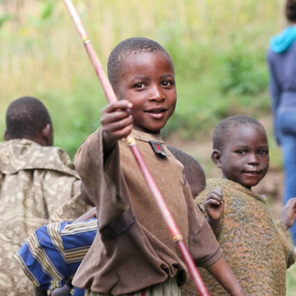 Kinder begrüßen Euch