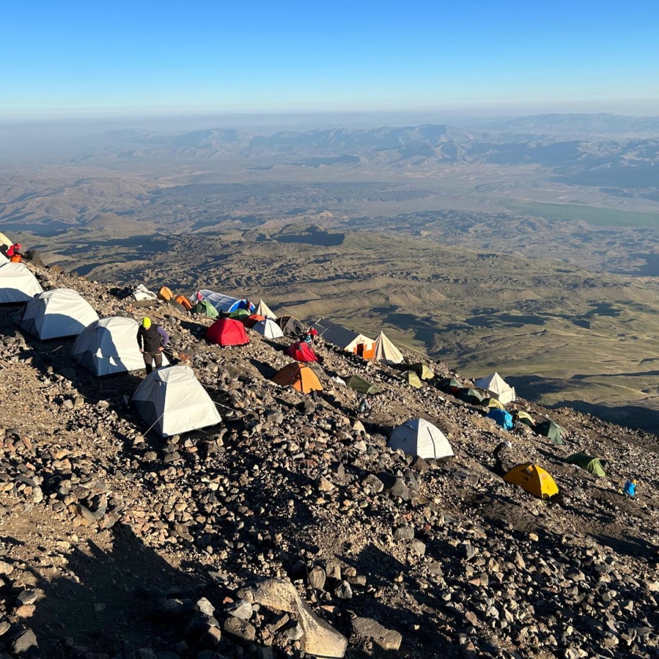Ararat Besteigung mit Süphan Daği un Nemrut Daği