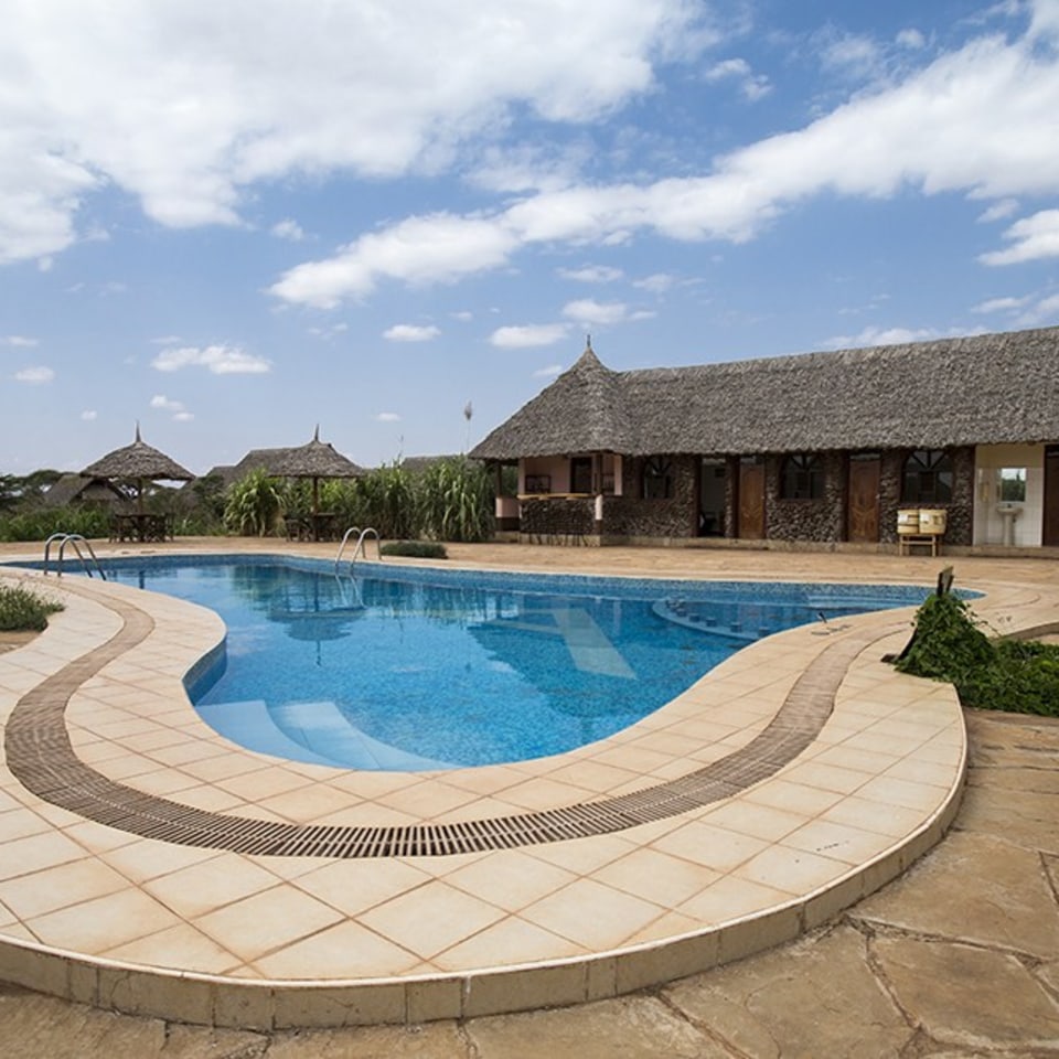 AA-lodge-amboseli-pool.jpg