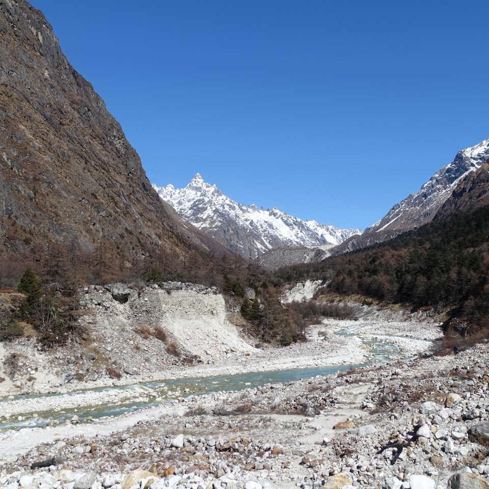 Kangchendzönga Base Camp Trek mit Drohmo Ri East Besteigung (5.958 m)