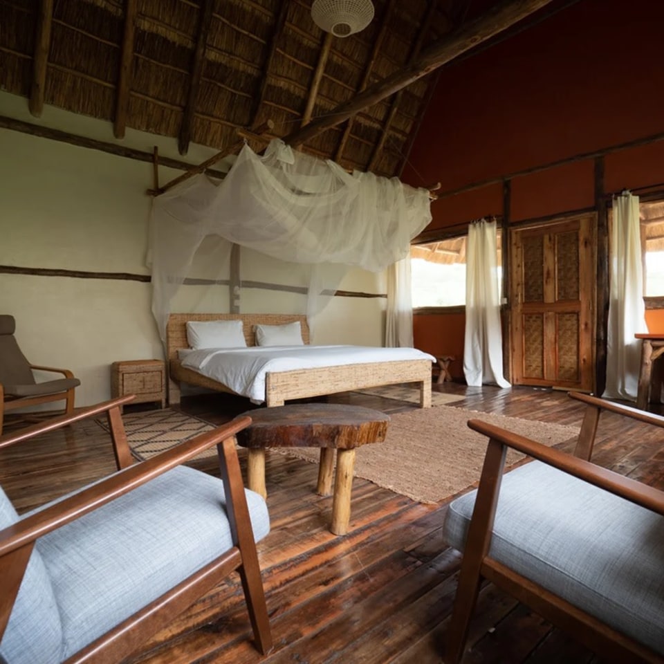 Enjolo Lodge