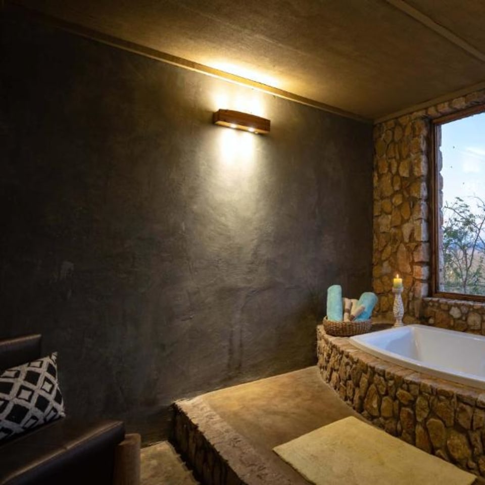Gwango Elephant Lodge
