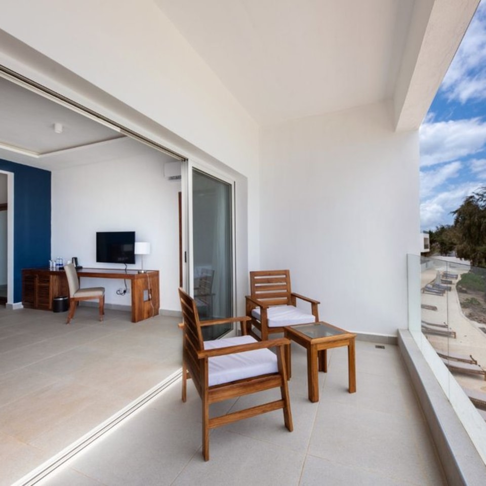 Nungwi Dreams by Mantis